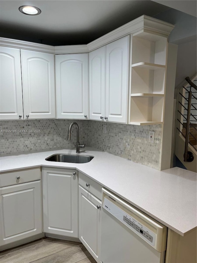 Villas of Pinecrest unit 1028, Miami, FL 33143 - photo 2