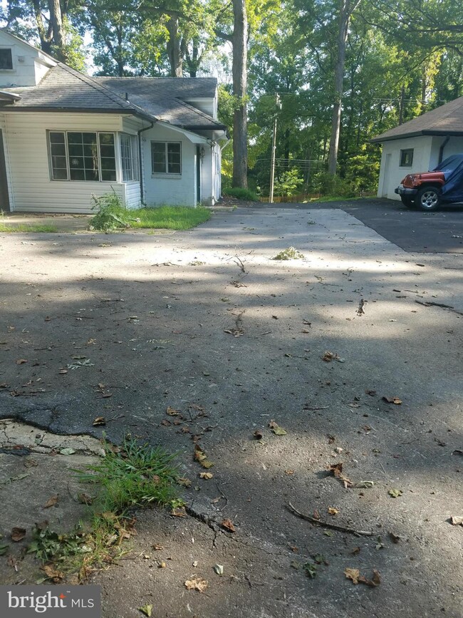 1216 Ednor Rd, Silver Spring, MD 20905 - photo 3