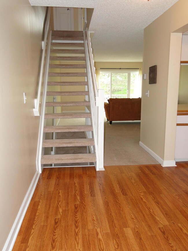 ENTRYWAY 1