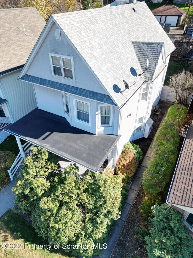 1032 Quincy Ave, Scranton, PA 18510 - photo 4