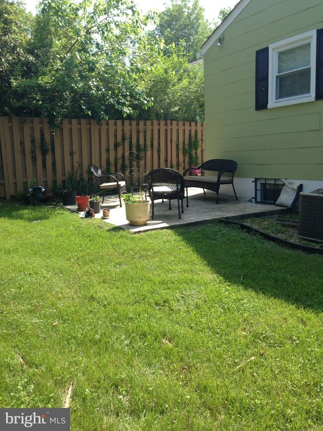 2115 Oregon Ave, Hyattsville, MD 20785 - photo 7