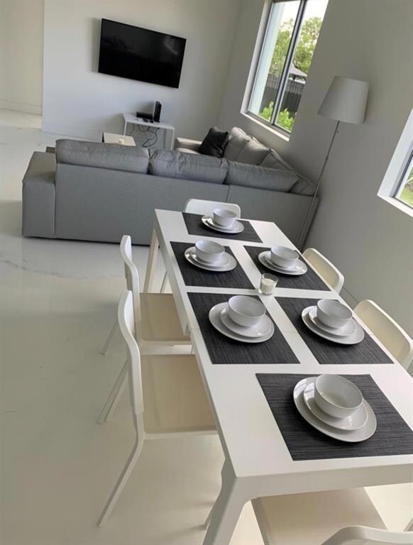 520 Foster Rd unit 101, Hallandale Beach, FL 33009 - photo 3