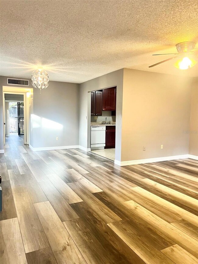 11709 Raintree Village Blvd unit C, Temple Terrace, FL 33617 - photo 4