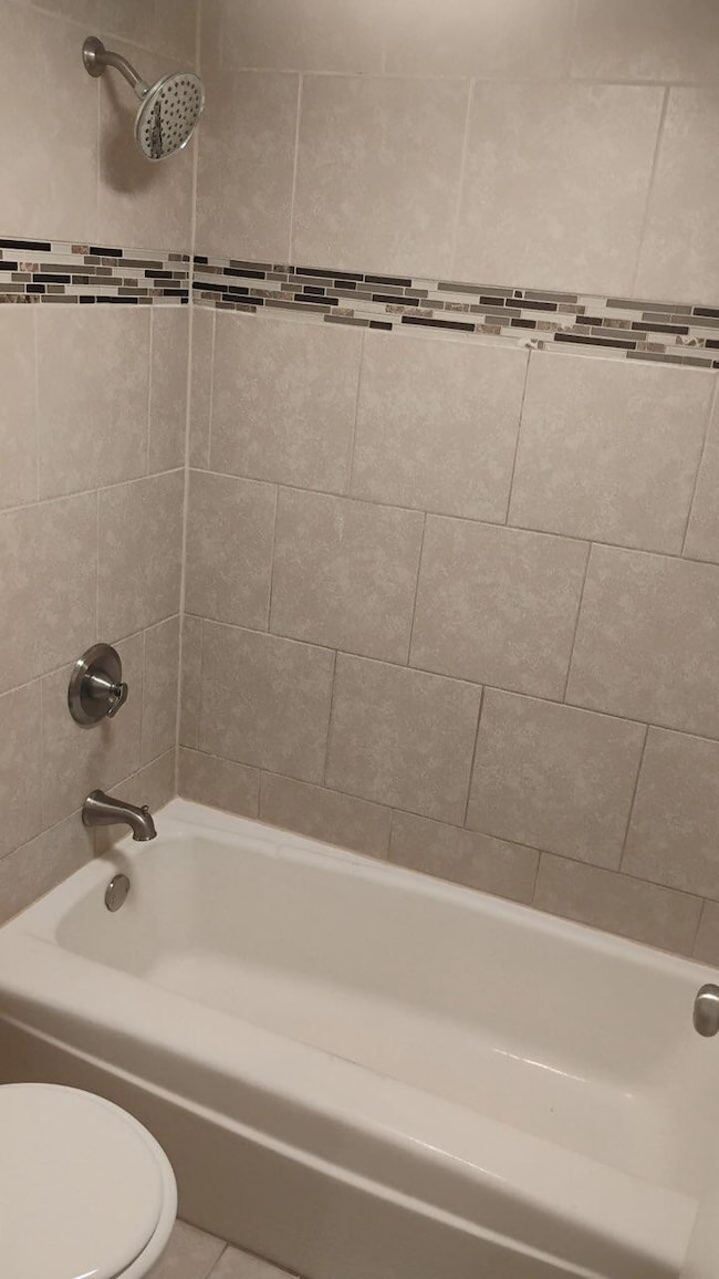 1100 Alvarado Dr SE unit 204, Albuquerque, NM 87108 - photo 7