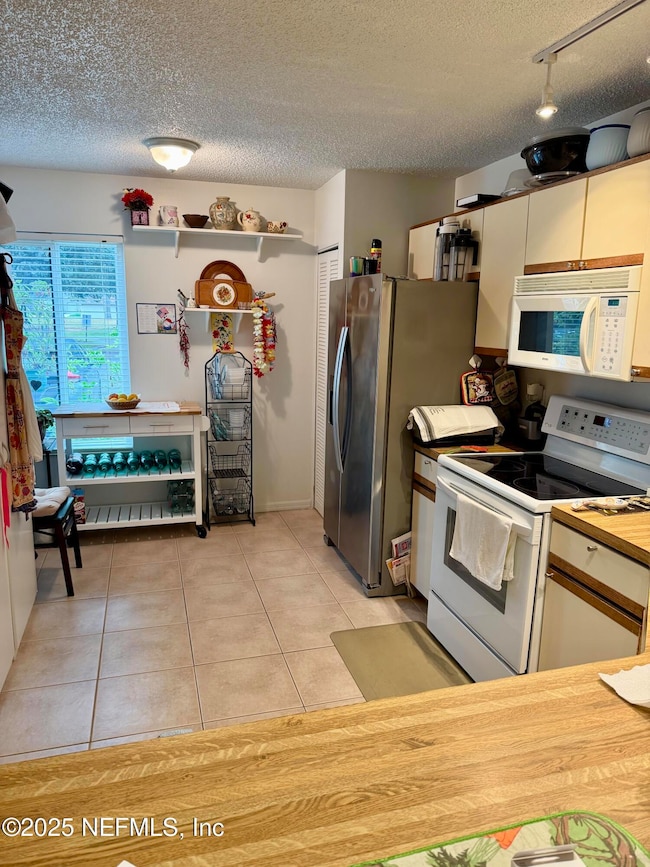 7620 Baymeadows Cir W unit 2242, Jacksonville, FL 32256 - photo 4