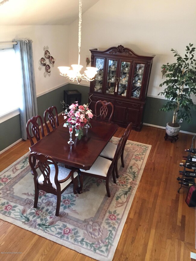 Formal Dining