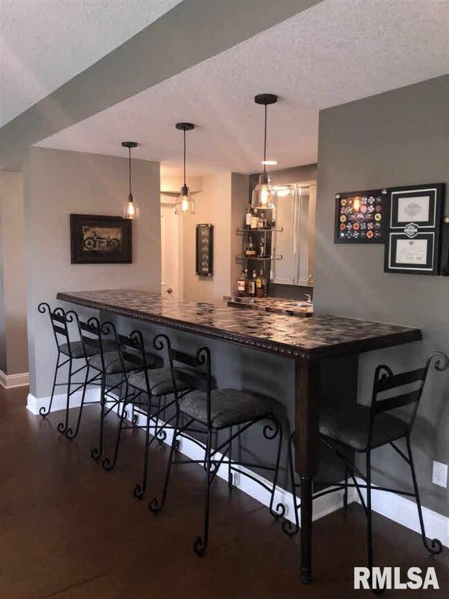 14 Nicholas Ct, Eldridge, IA 52748 - photo 5