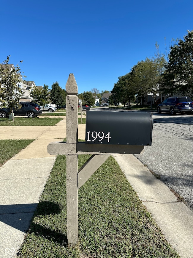 1994 Shadow Creek Blvd, Columbus, IN 47201 - photo 4