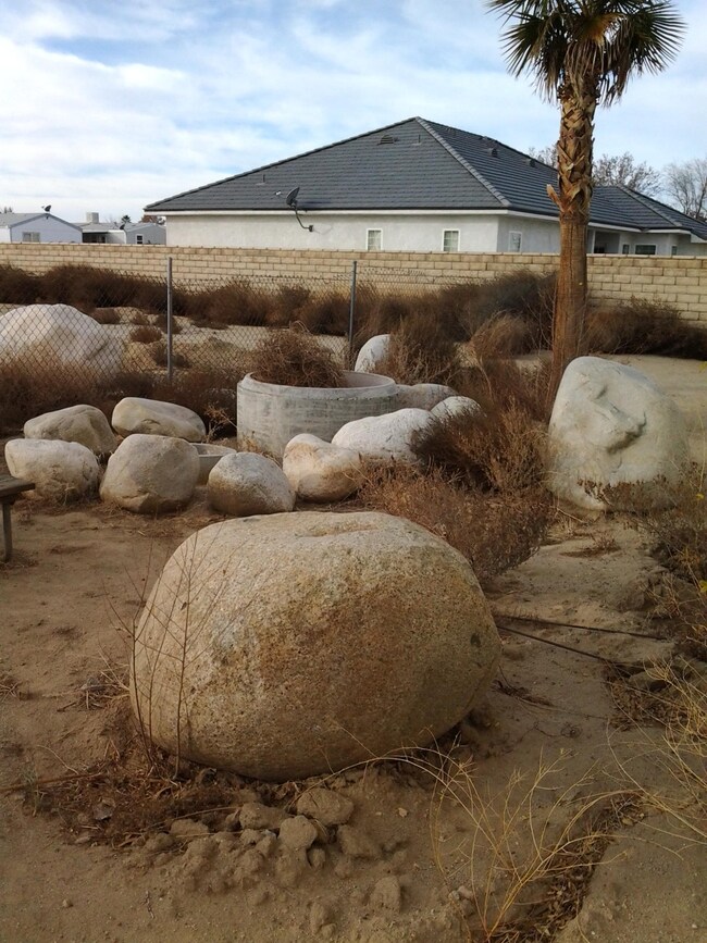 4181 Stetson Ave, Rosamond, CA 93560 - photo 4