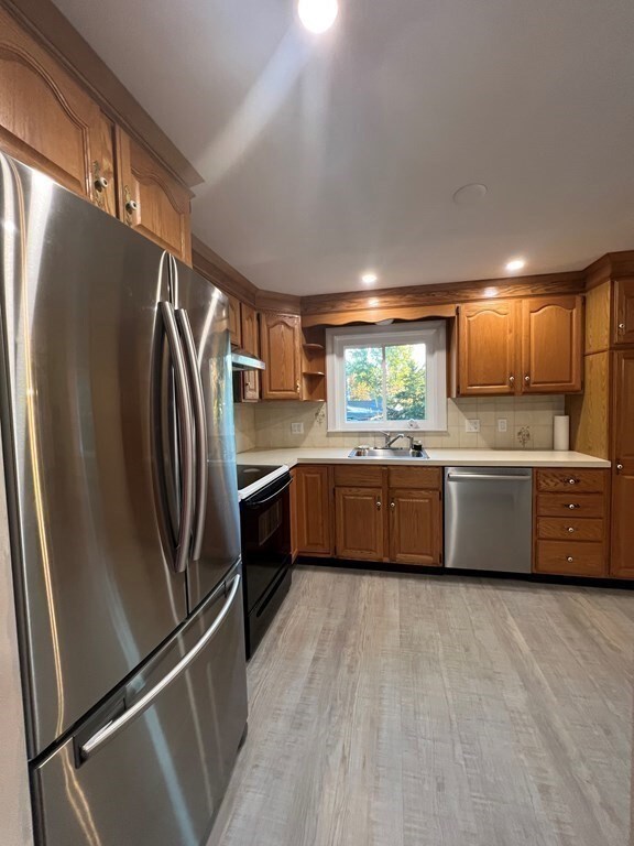 12 Anna Rd, Woburn, MA 01801 - photo 4