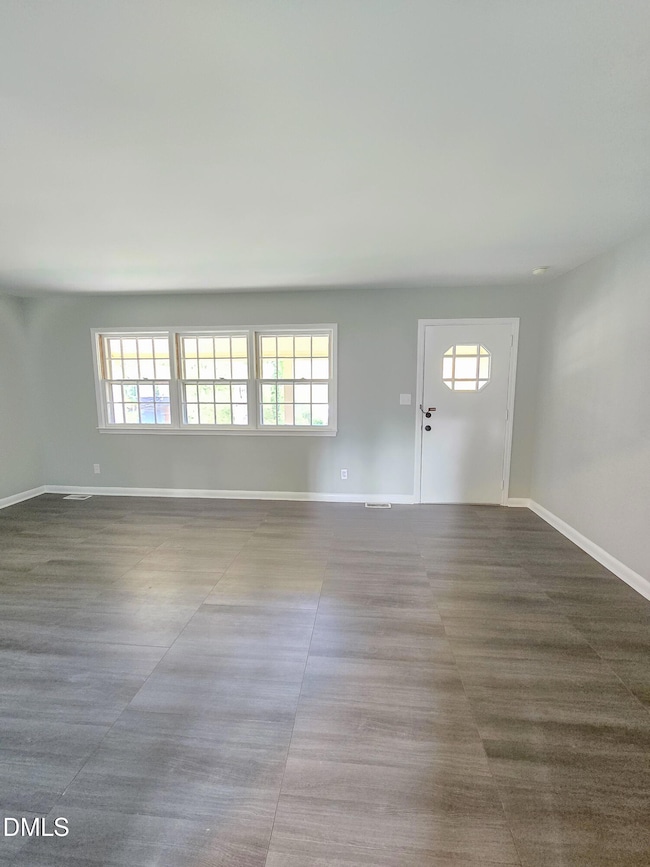 5808 Contour Dr, Raleigh, NC 27612 - photo 4