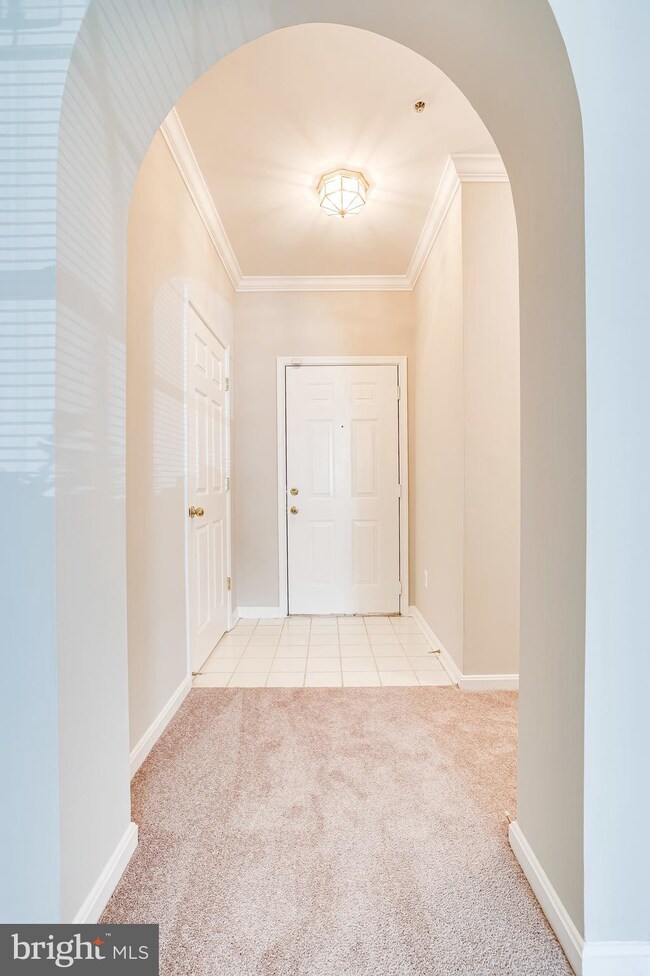 46604 Ellicott Square unit 103, Sterling, VA 20165 - photo 3