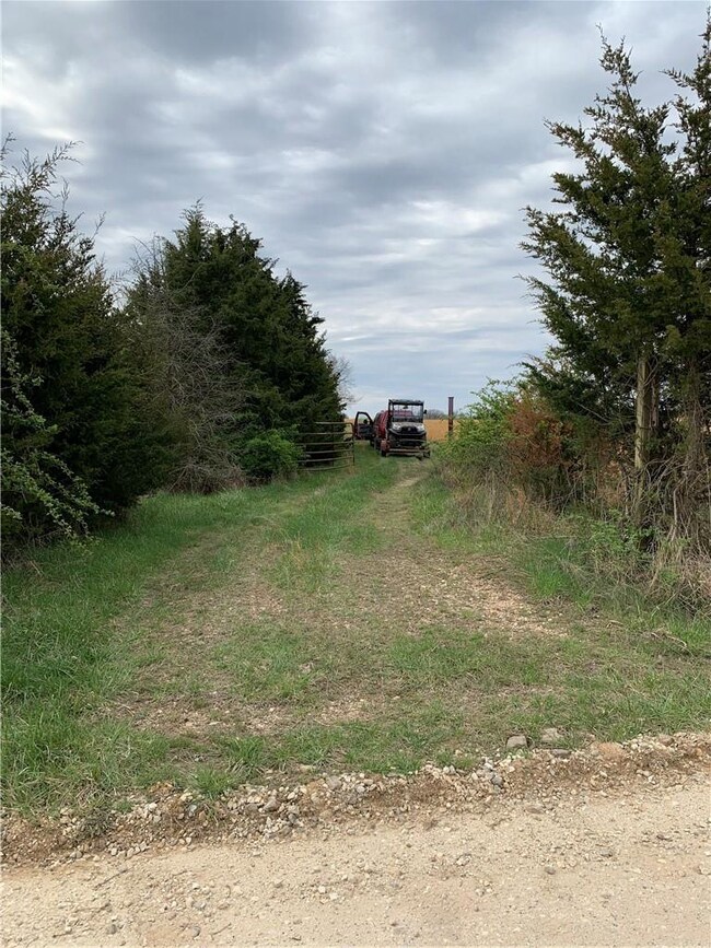 12499 Sugar Mountain Rd, West Fork, AR 72774 - photo 3