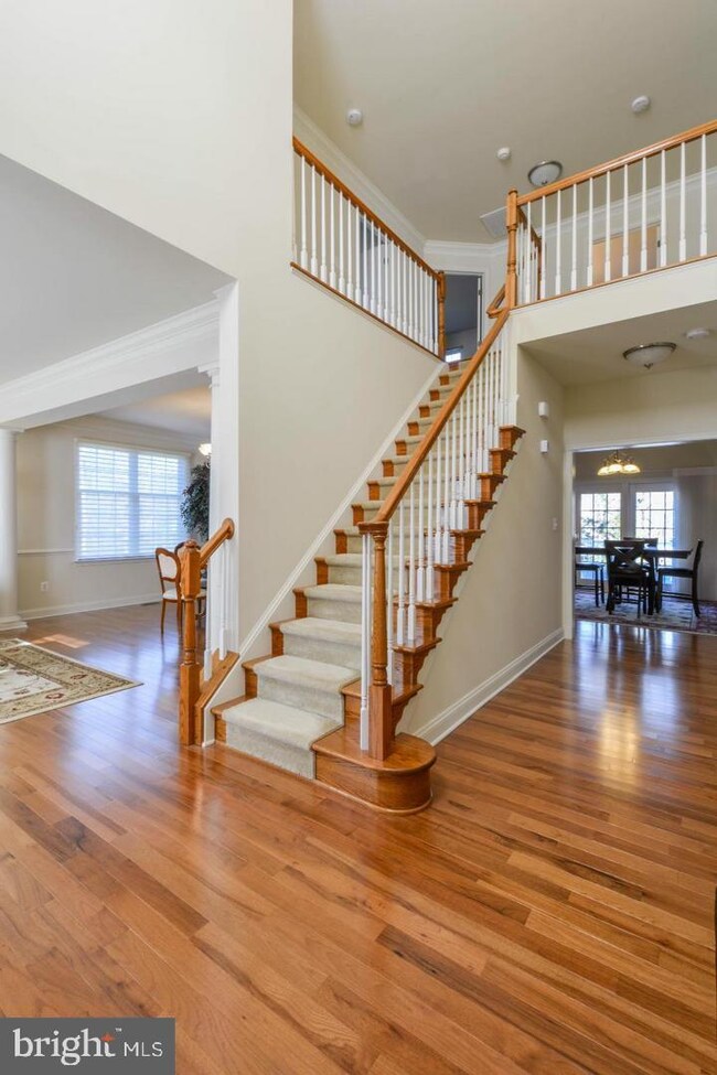 2226 Hollowoak Dr, Hanover, MD 21076 - photo 2