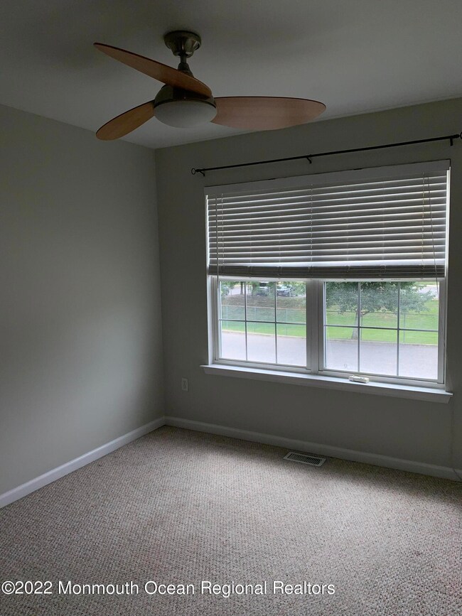 122 Sandpiper Ln unit 122, Bayville, NJ 08721 - photo 5