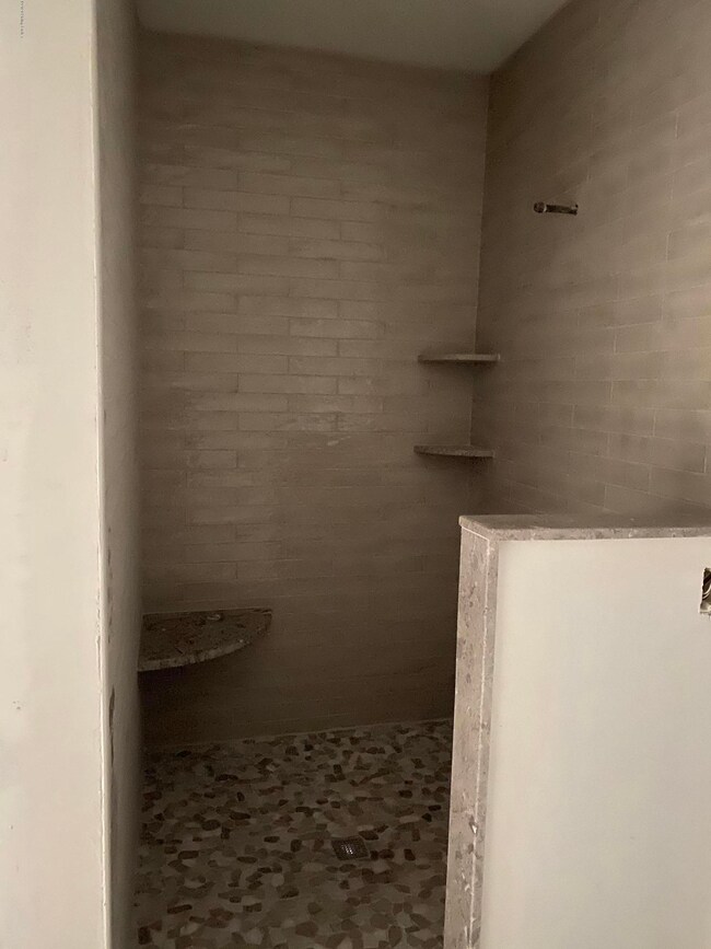 FA54FF78-F5C5-4267-8E1B-2CE654DD1A0C