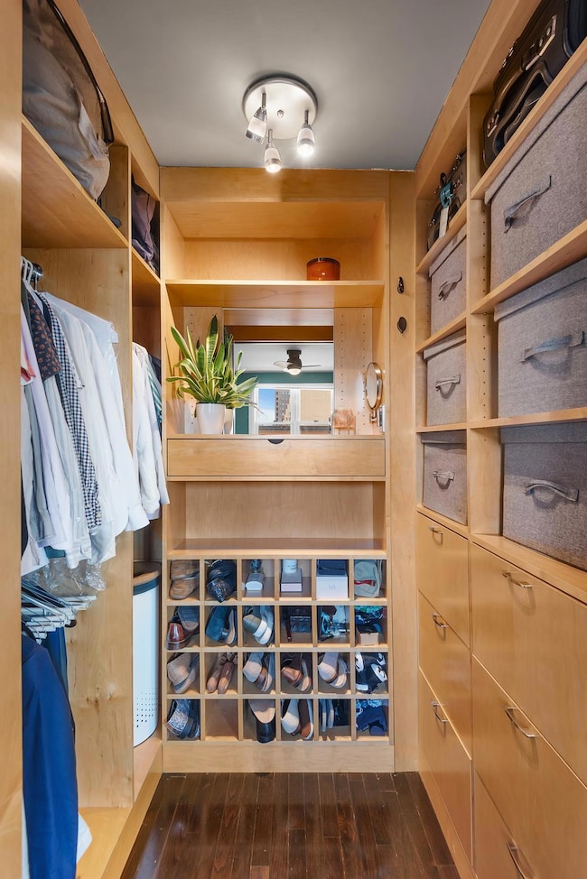 The Vermeer unit 14L, New York, NY 10011 - photo 5