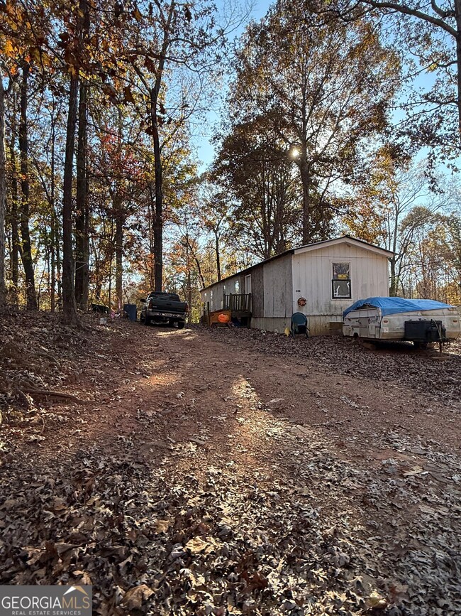 388 Ridgeview Dr, Lavonia, GA 30553 - photo 3