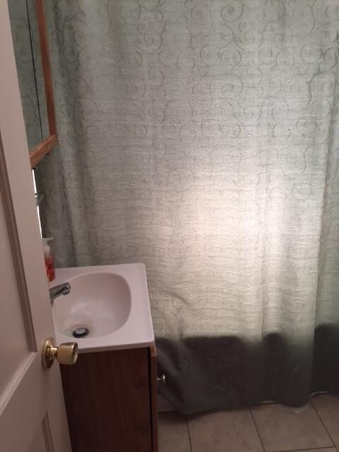 303 W Clark St, Hiawatha, IA 52233 - photo 4