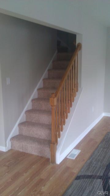 610 Abbe Ct, Freemansburg, PA 18017 - photo 6