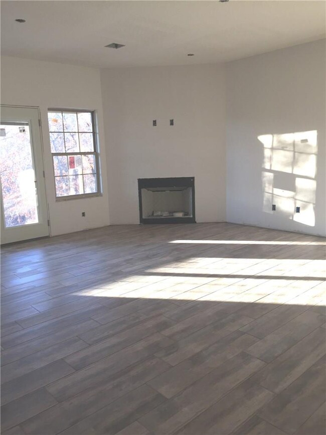 68 Wandsworth Dr, Bella Vista, AR 72715 - photo 5