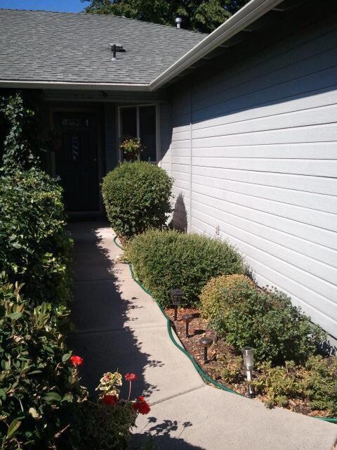 527 Brittni Ln, Central Point, OR 97502 - photo 5