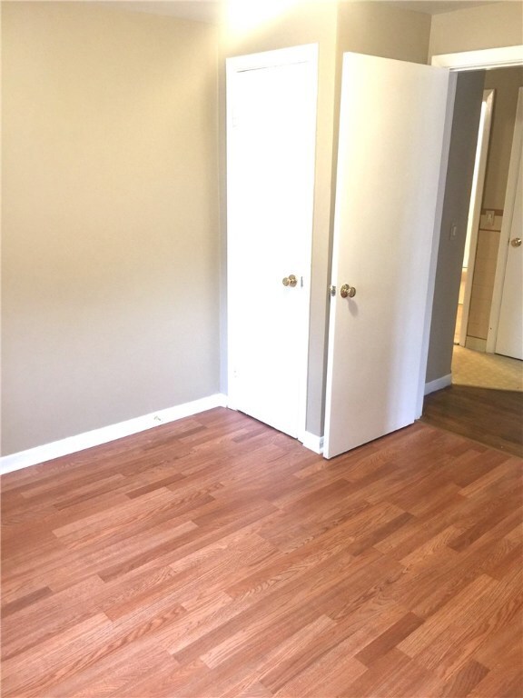 897 Main St, West Warwick, RI 02893 - photo 4