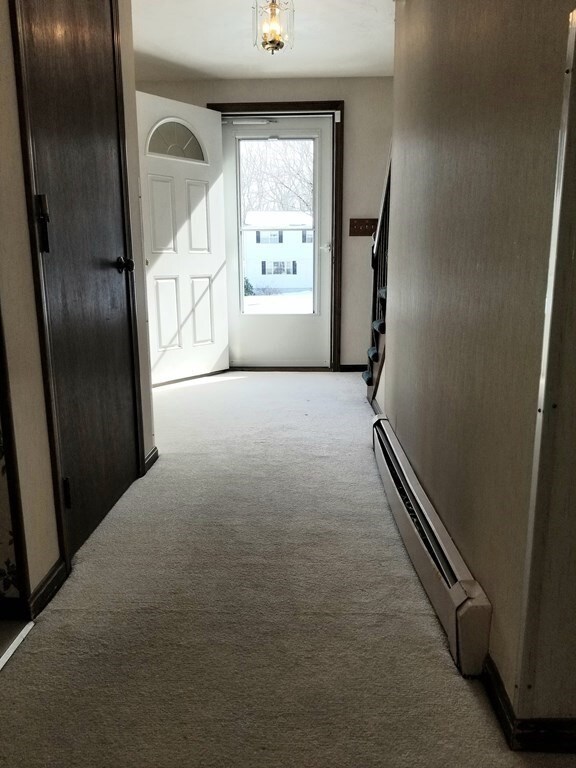 86 Stonybrook Dr, Holliston, MA 01746 - photo 2