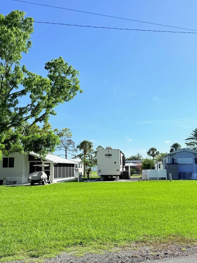 257 Bainbridge Dr unit 257, Nokomis, FL 34275 - photo 4