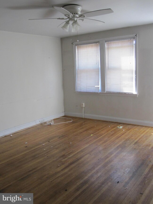 232 E Susquehanna Ave, Towson, MD 21286 - photo 2