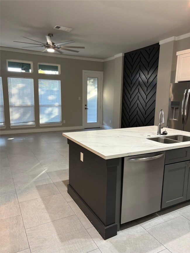 3732 Seabrook St, Houston, TX 77021 - photo 3