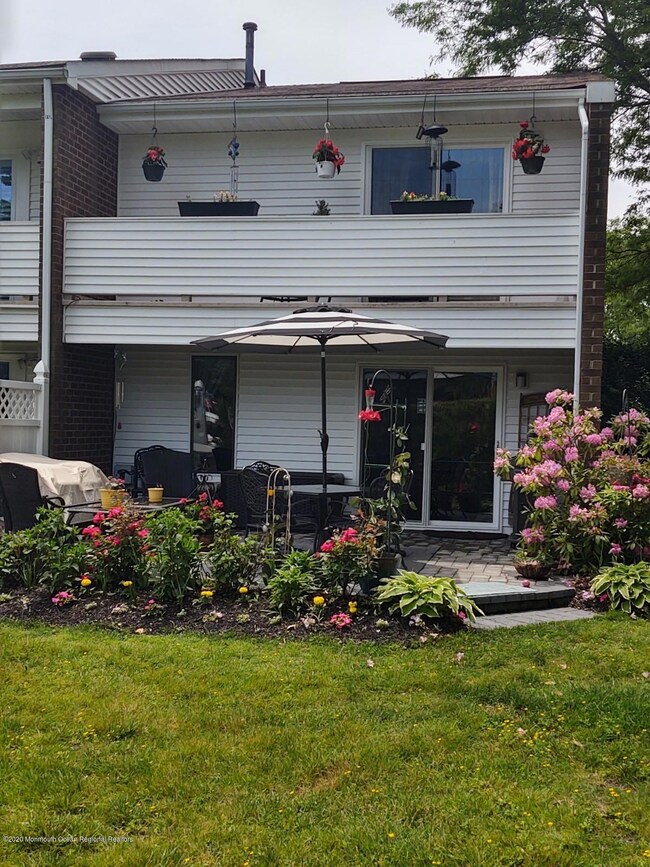 136 Walnut Dr, Spring Lake, NJ 07762 - photo 2