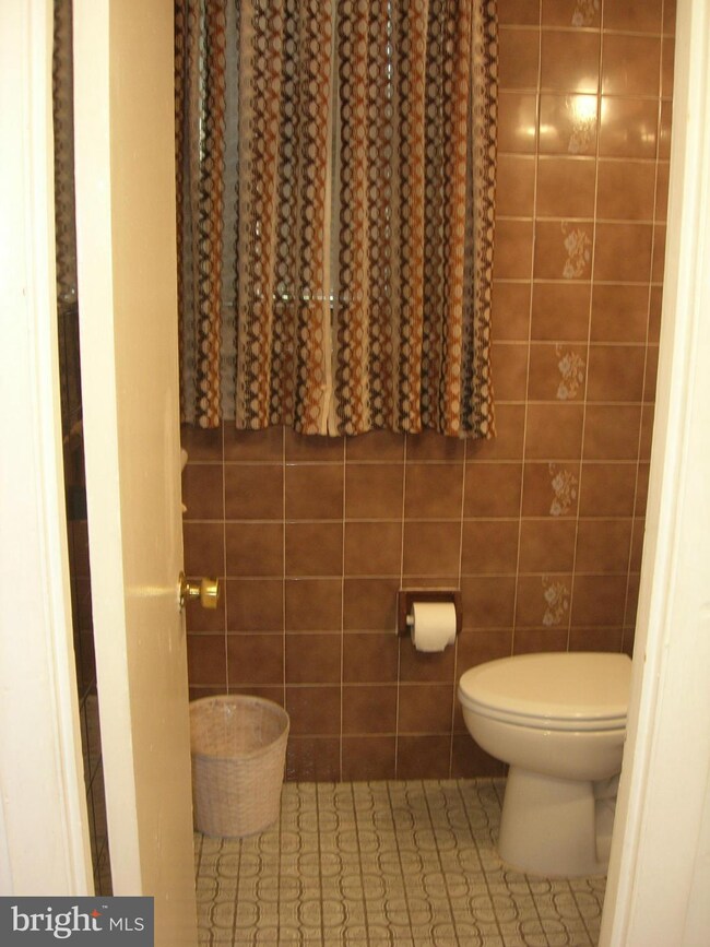 5209 Banks Place NE, Washington, DC 20019 - photo 6