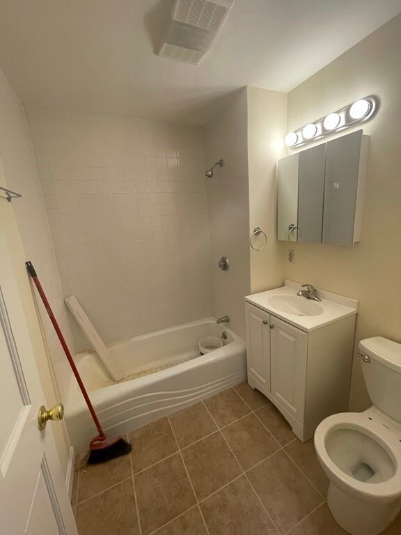 24 Strathmore Rd unit 1, Brookline, MA 02445 - photo 4