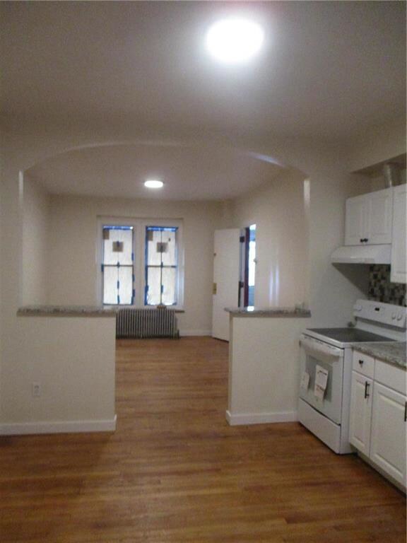 Apt #1 kitchen