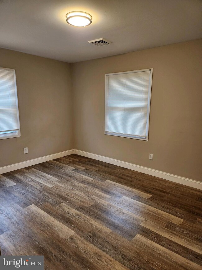 15 Pinafore Ln, Willingboro, NJ 08046 - photo 3