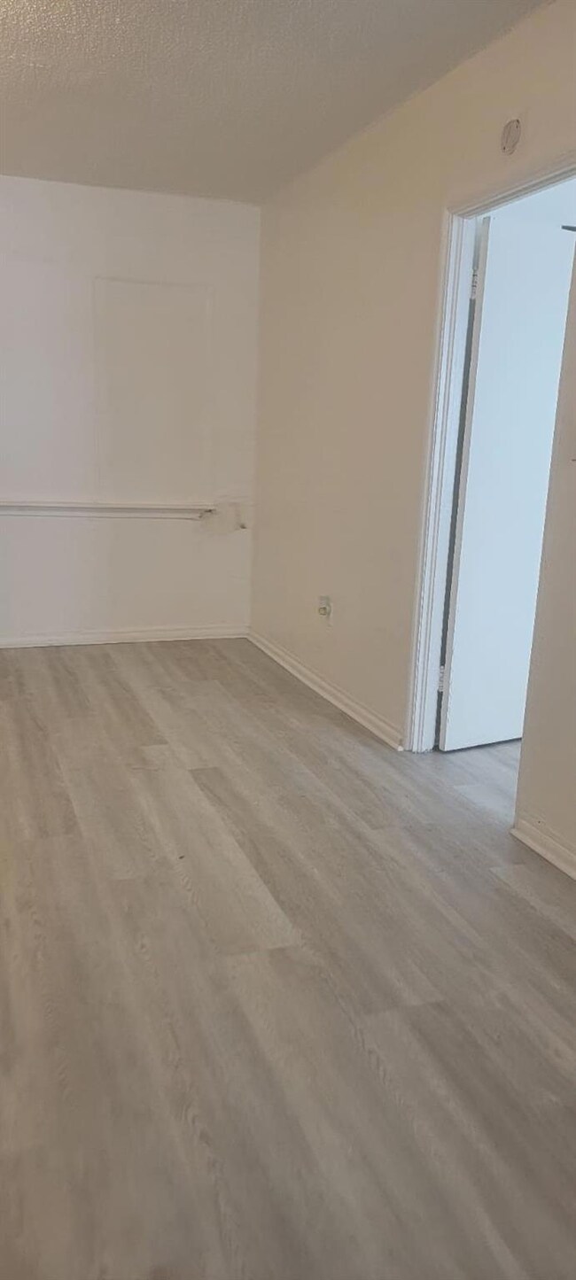 2417 Hayes St unit 1, Hollywood, FL 33020 - photo 4