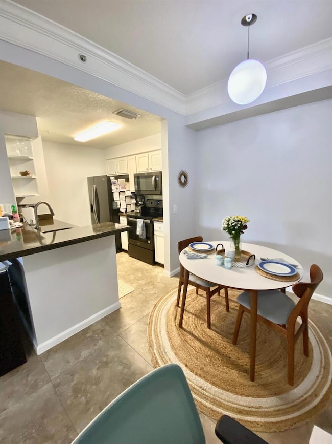 1108 Myrtlewood Cir E, Palm Beach Gardens, FL 33418 - photo 2