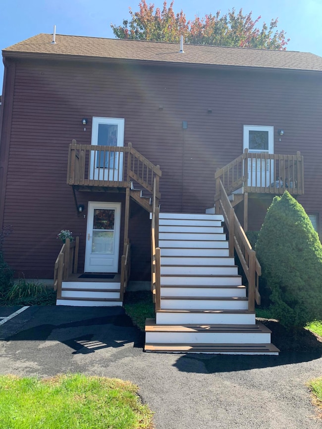 116 Portland Ave unit 8, Old Orchard Beach, ME 04064 - photo 3