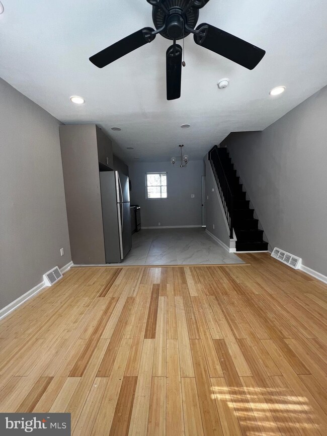 2347 Gerritt St, Philadelphia, PA 19146 - photo 3