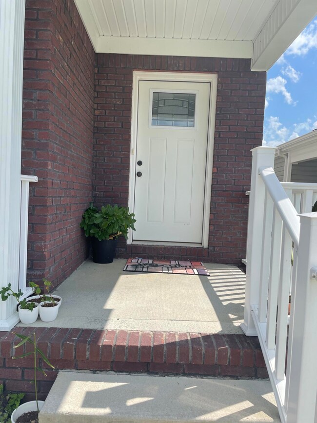 127 Bobby Jones Blvd, Frankfort, KY 40601 - photo 2