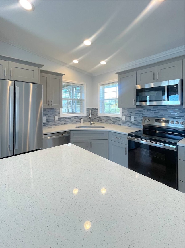 806 Commanche Trail, Fort Myers Beach, FL 33931 - photo 3