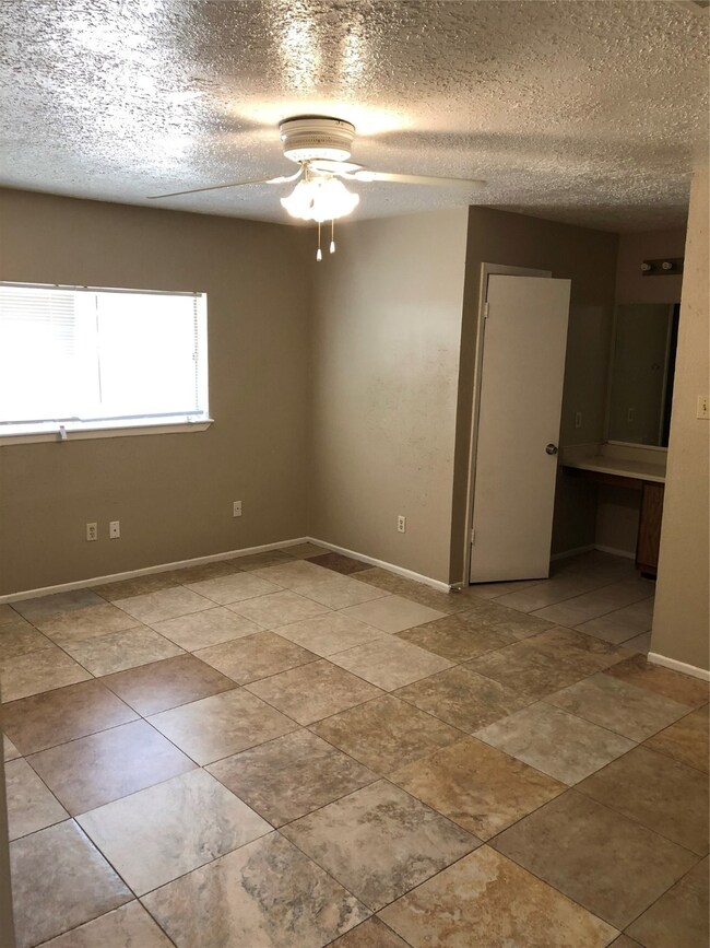 4514 Towergate Dr, Spring, TX 77373 - photo 7