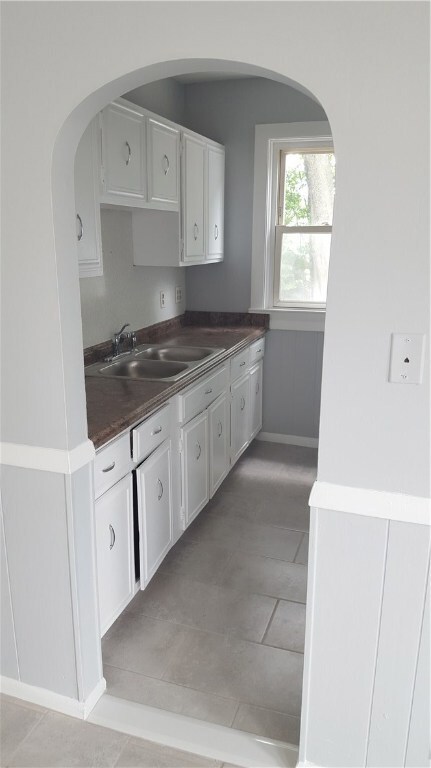 3 Aiken St, Pawtucket, RI 02861 - photo 2