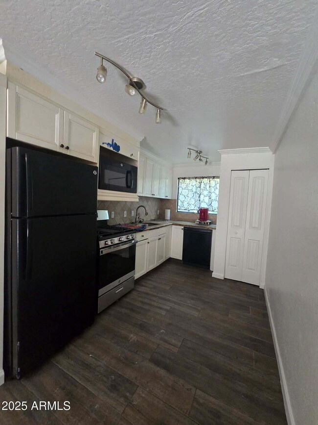 4224 N 12th St unit 108, Phoenix, AZ 85014 - photo 6