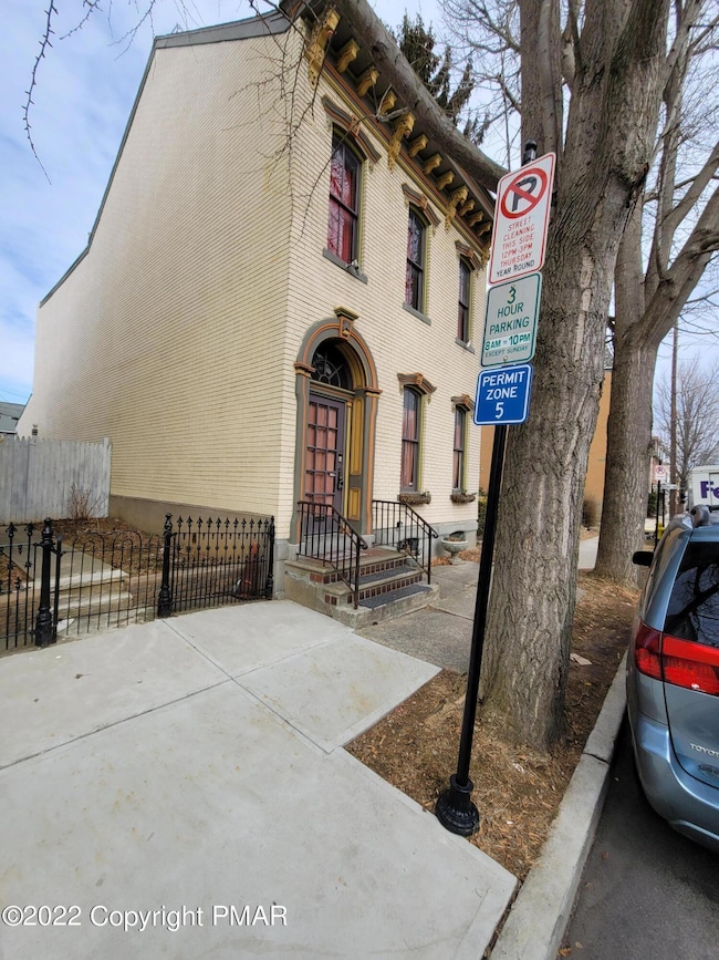 1131 W Turner St, Allentown, PA 18102 - photo 2