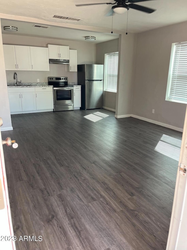 2519 E Willetta St, Phoenix, AZ 85008 - photo 2