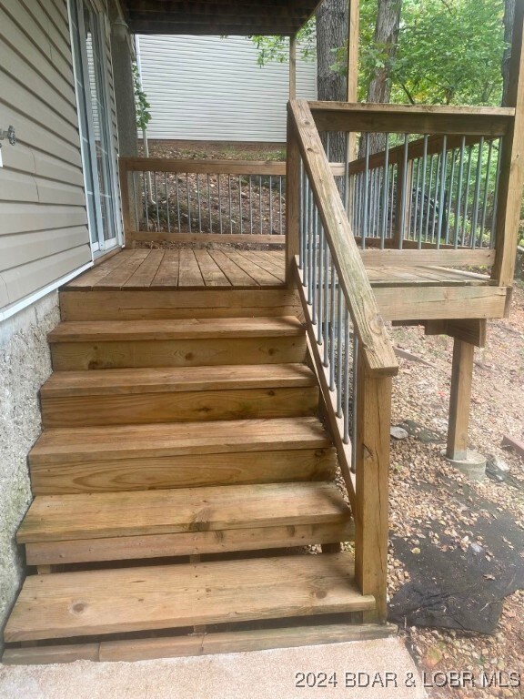 lower bedroom deck and walkout