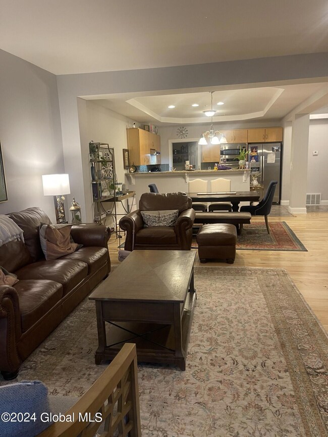 803 Vly Point Dr, Niskayuna, NY 12309 - photo 4