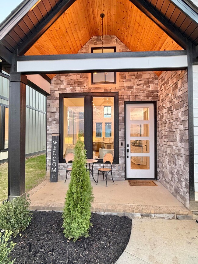 390 Idle Place Cir, Fort Oglethorpe, GA 30741 - photo 5